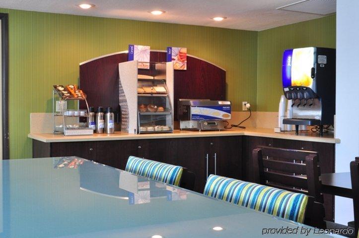 Holiday Inn Express San Diego South - National City By Ihg Restaurant foto
