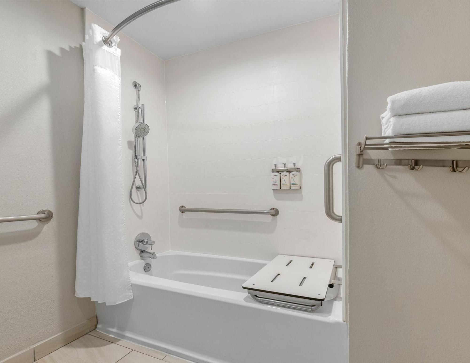 Holiday Inn Express San Diego South - National City By Ihg Exterior foto