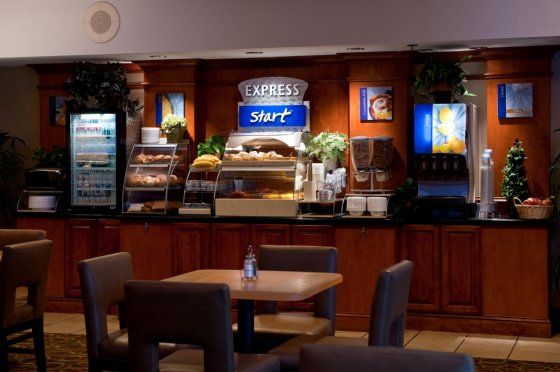 Holiday Inn Express San Diego South - National City By Ihg Restaurant foto